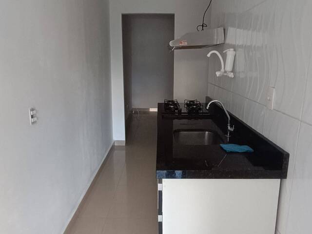 #411 - Apartamento para Locação em Brasília - DF
